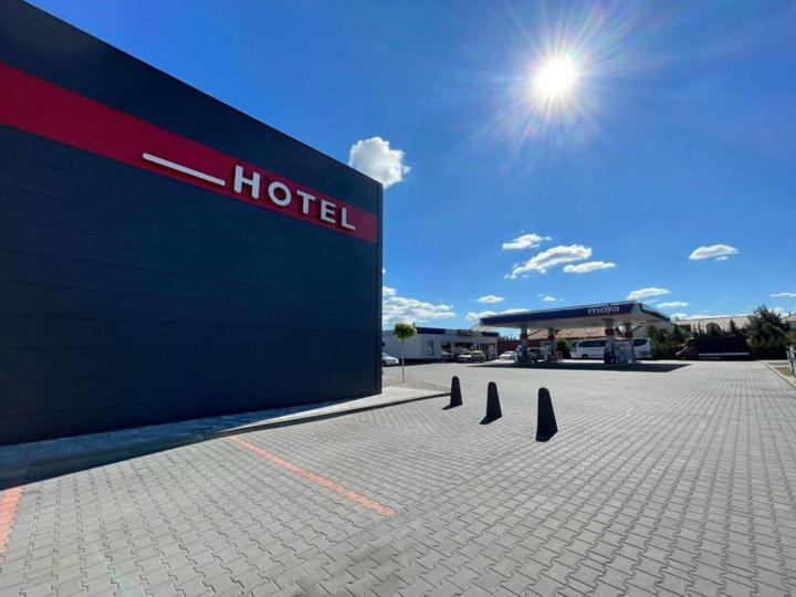 M&W Hotel Wronowski Łomża Esterno foto