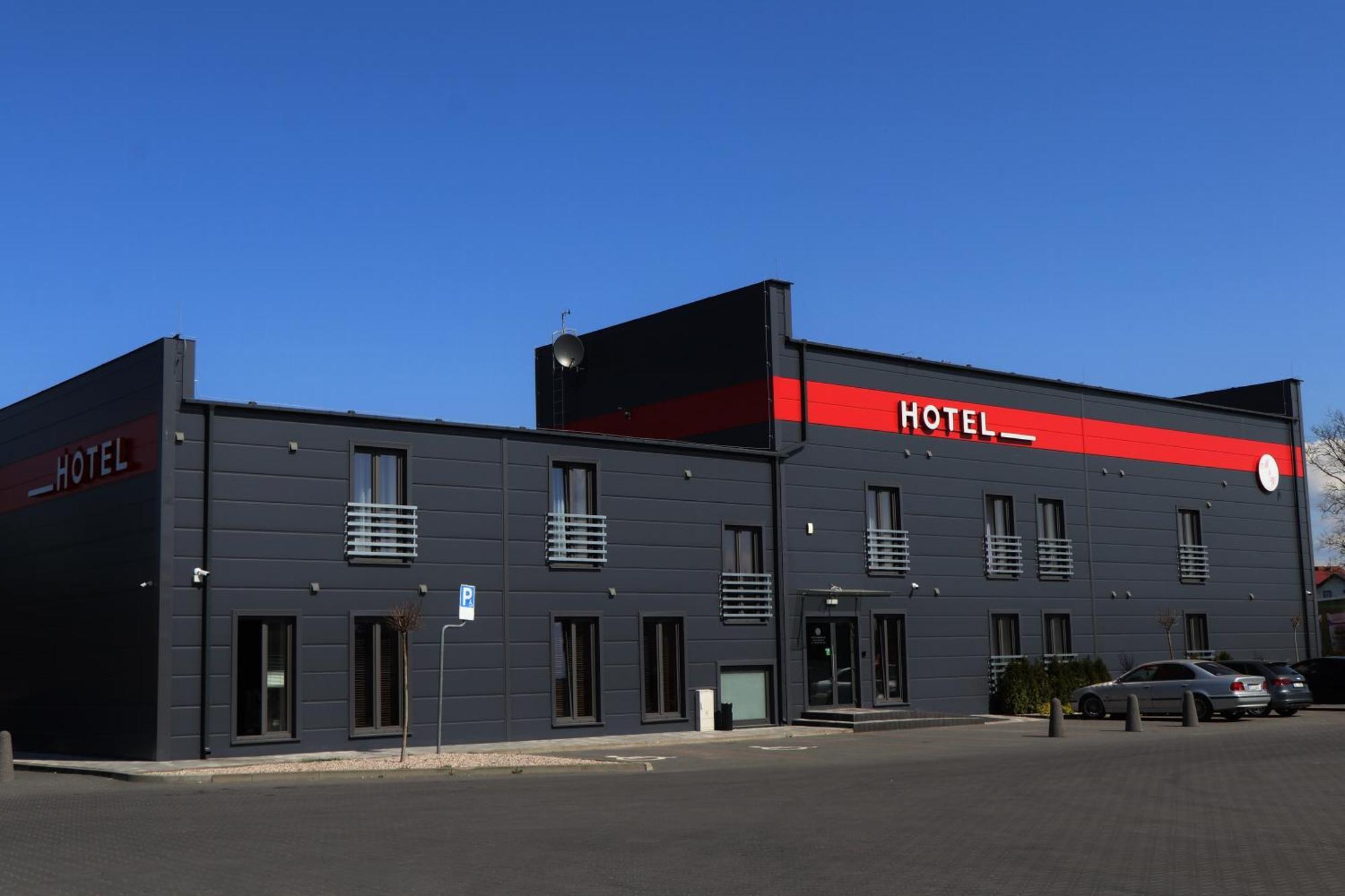 M&W Hotel Wronowski Łomża Esterno foto